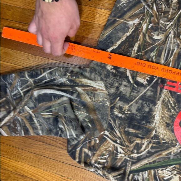 Vintage Realtree Camo Hoodie - Picture 5 of 5